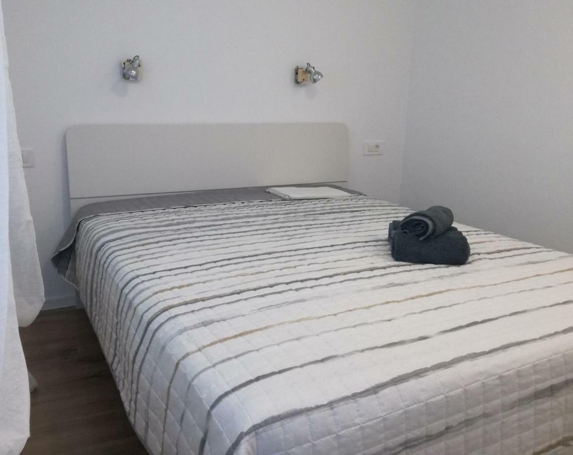 Kuca Za Odmor Pende Villa Banjol Exterior foto