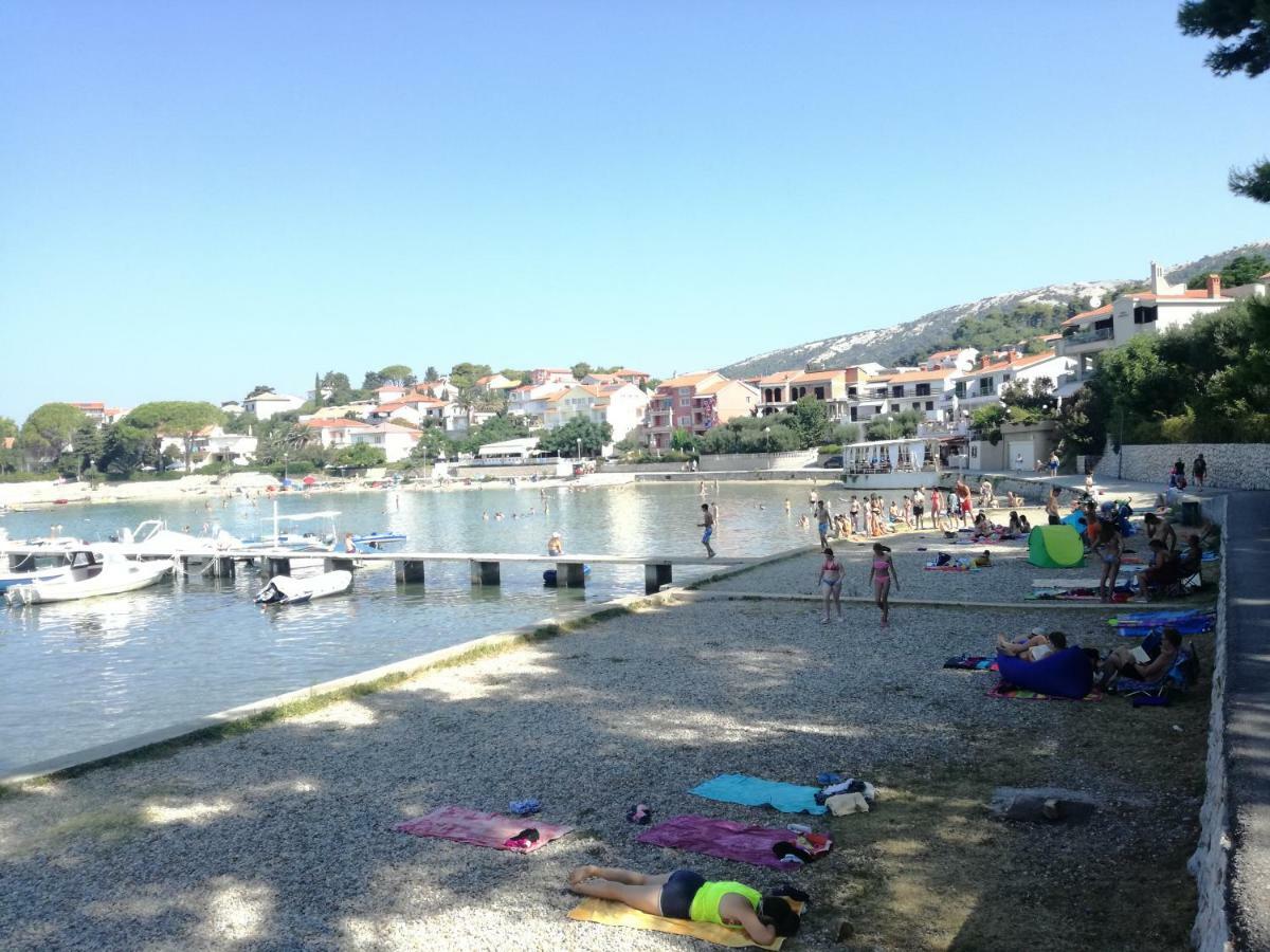Kuca Za Odmor Pende Villa Banjol Exterior foto